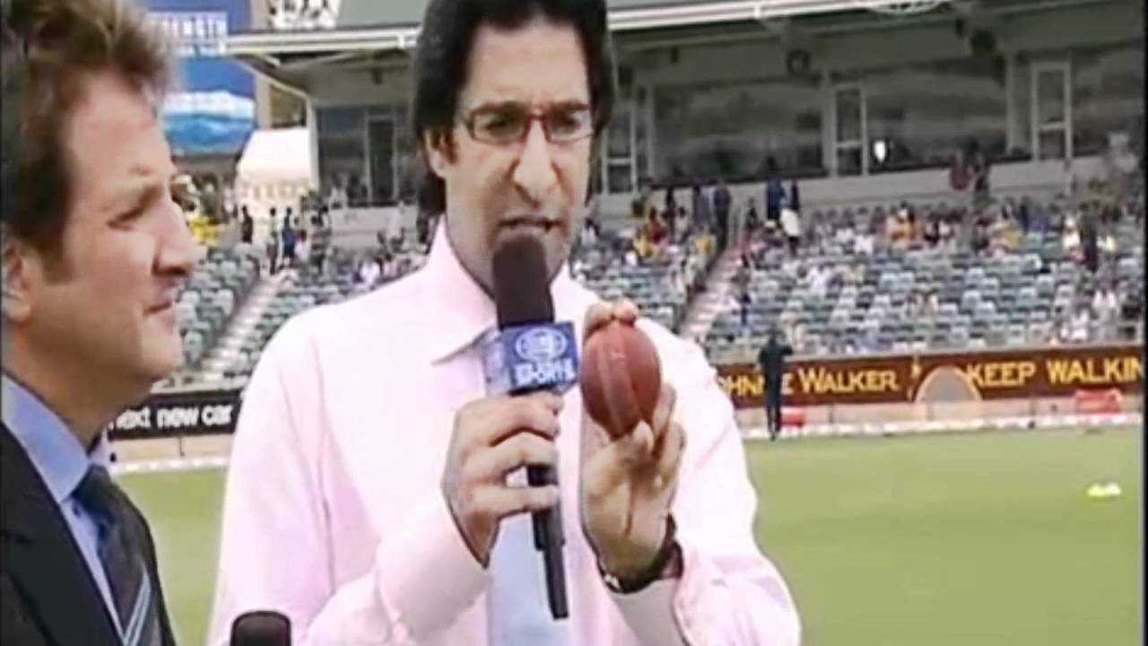 Wasim Akram Coaching How to Swing the Ball as a Fast Bowler