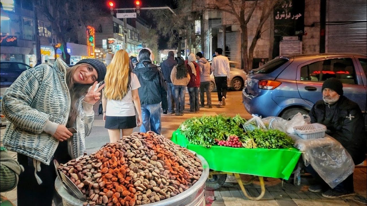 IRANIAN FOOD & MOOD in the Streets & Bazaar ???! 4K Walking Tour