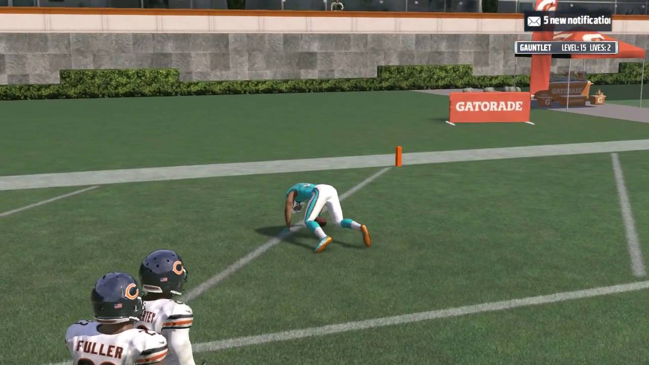 Madden 17 :: He's SO SLOW! Dolphins Gauntlet ::  Madden NFL 17 Online Gameplay