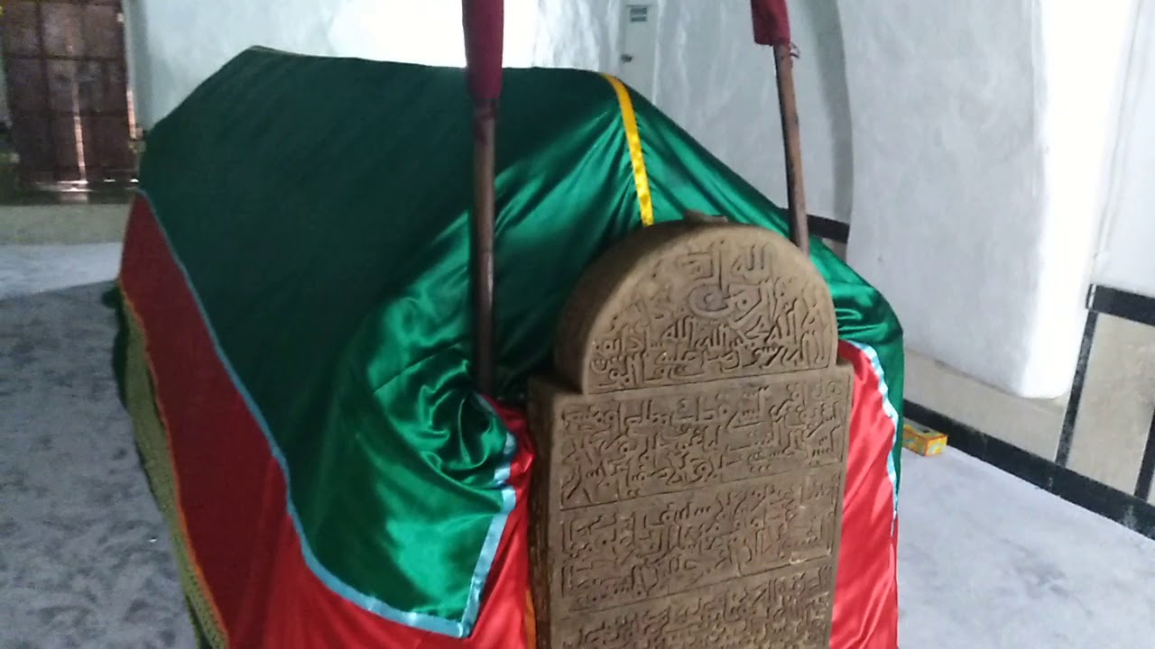 ضريح صاحب مرباط محمد بن علي باعلوي في ظفار