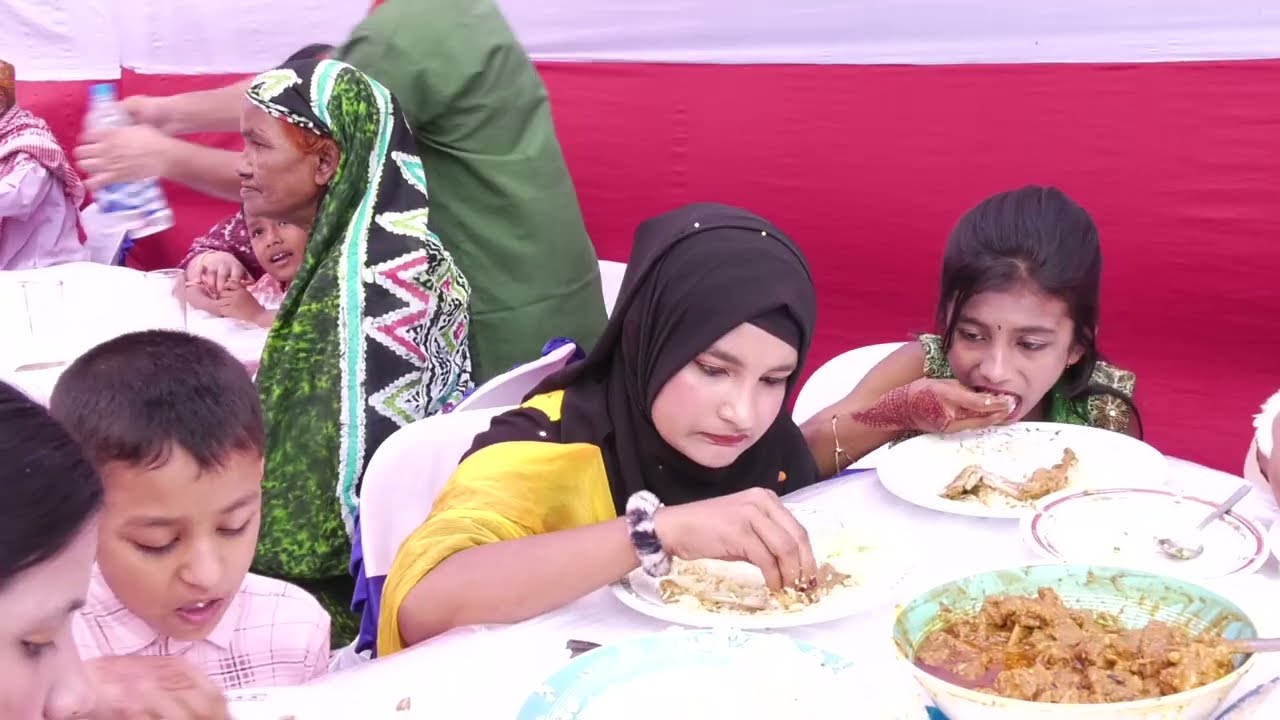 Wedding Feast 8 | Man Woman And Little Children Eating Heavily Huge Food
