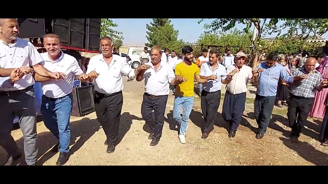 BESNİ KESMETEPE KÖYÜNDE NİŞAN TÖRENİ