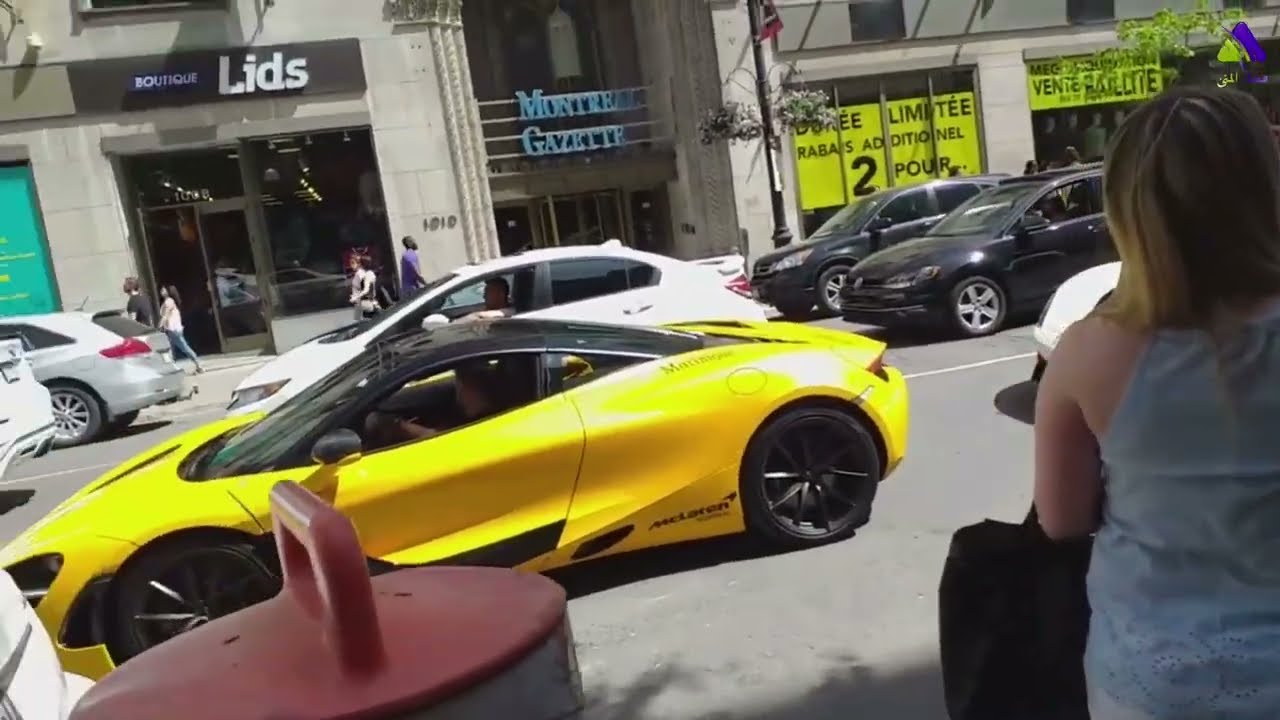 4K Downtown Montreal city Canada 🇨🇦  St-Catherine Street Evening Walk🕺🏻  دويرة فيها الحماق ناضي كندي