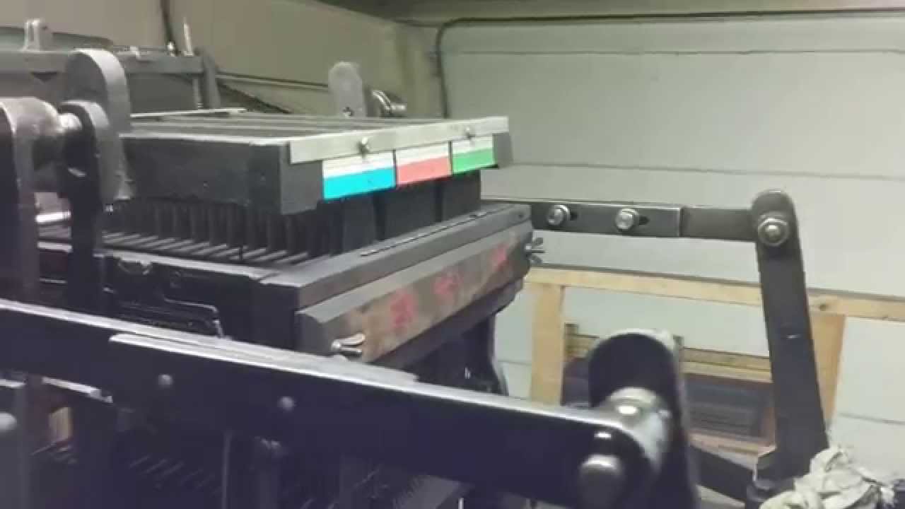 Jacquard card system on the Lyon lace loom