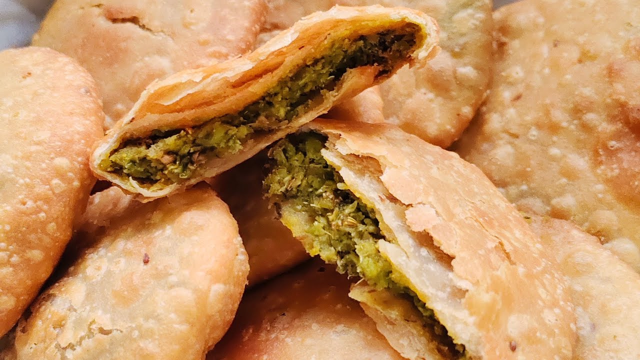 Tuwar ke dane ki Kachori/ तुवर के दाने की कचोरी#youtube #youtubevideo #food #cooking #recipe #desi 