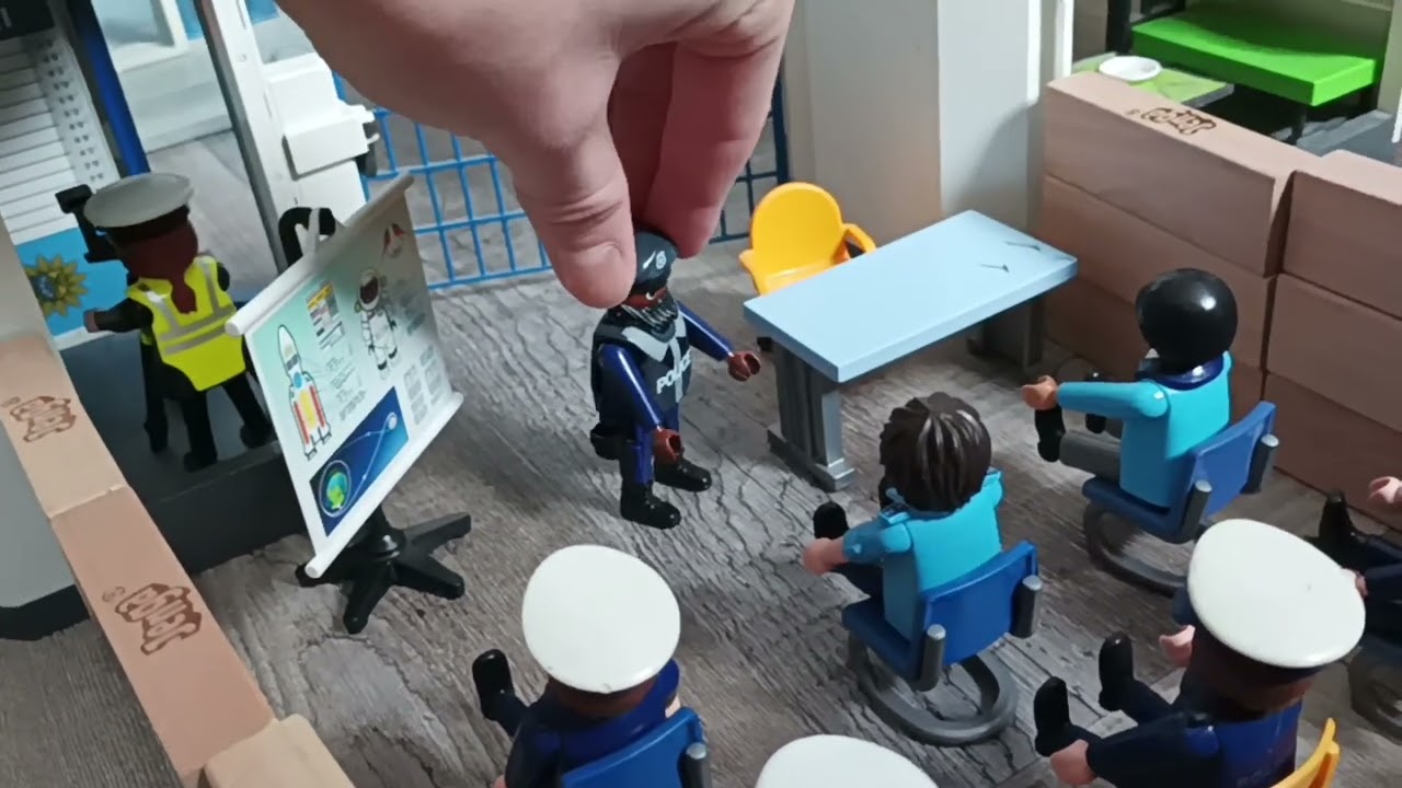 Große Polizei Station+ Polizei Schule pt 1