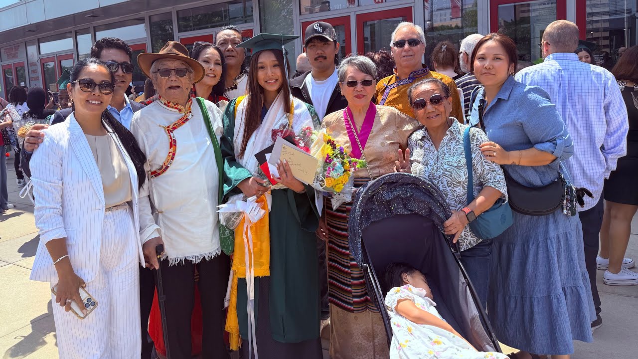 Kim La’s HS Graduation Ceremony 🎓  @ Kohl Center || Congratulates, Class of 2025 💐 || Tibetan Vlog