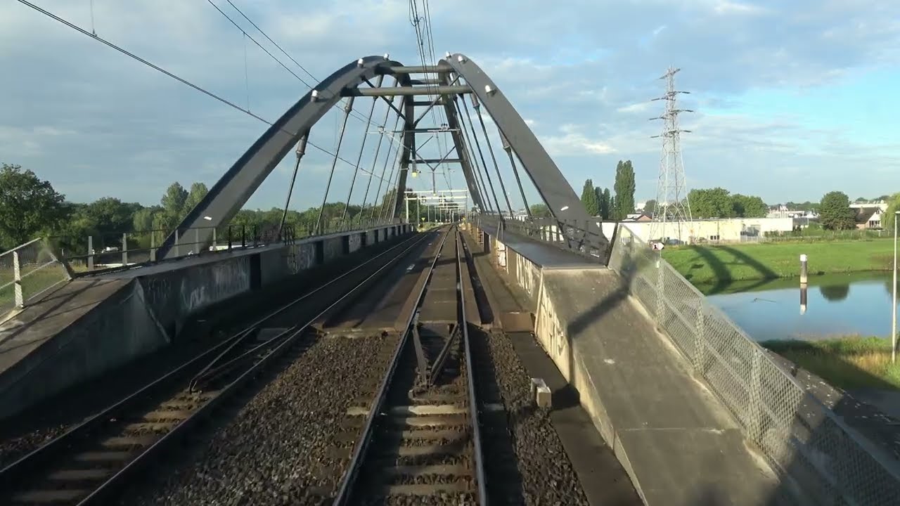 Cab ride train; Deventer GE-Tilburg Industrieterrein (via Betuweroute) (20240708)