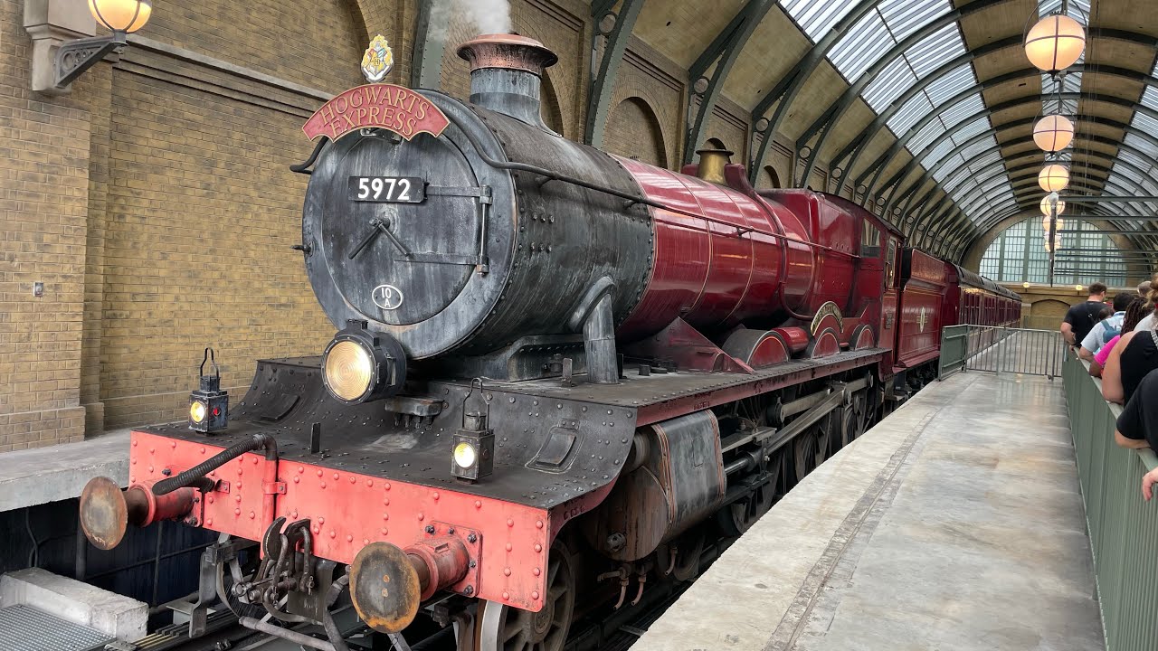 Hogwarts Express Re-Opening at Universal