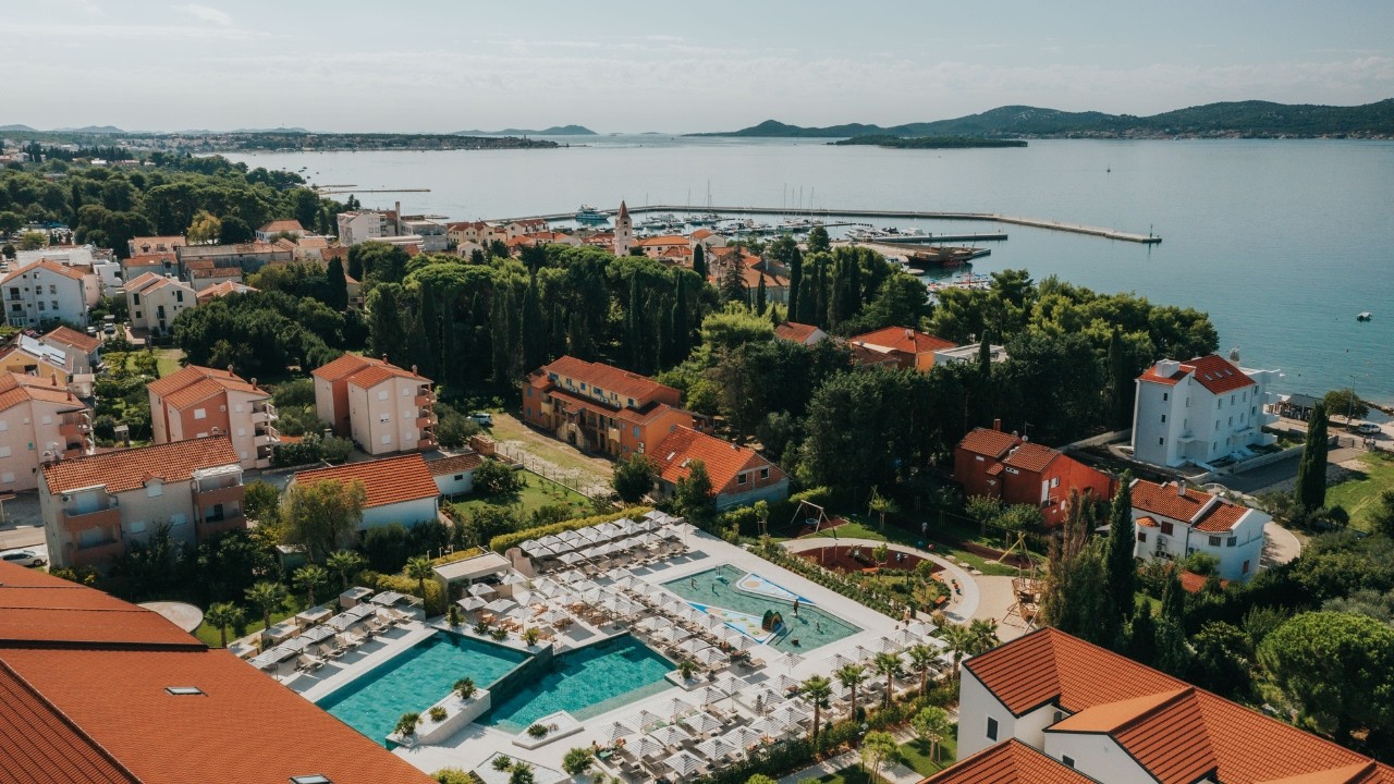 Molum Hotel and Residences