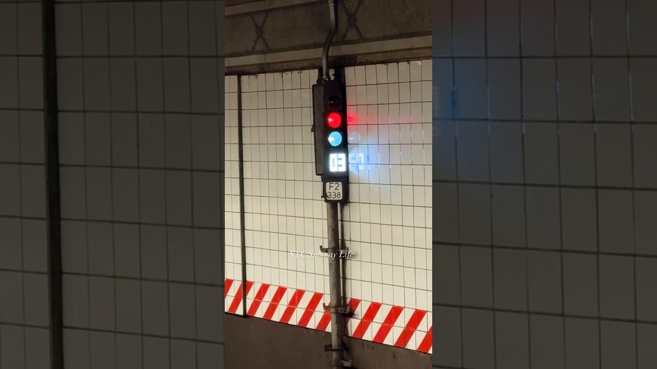 First time seeing a countdown on the Signal&hellip; #NYCSubway #NYC #MTA #NewYorkCitySubway #SubwayTrain