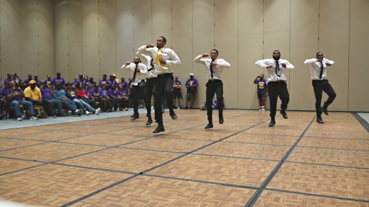 Rho Theta vs Mu Gamma - 85th District March ￼Competition