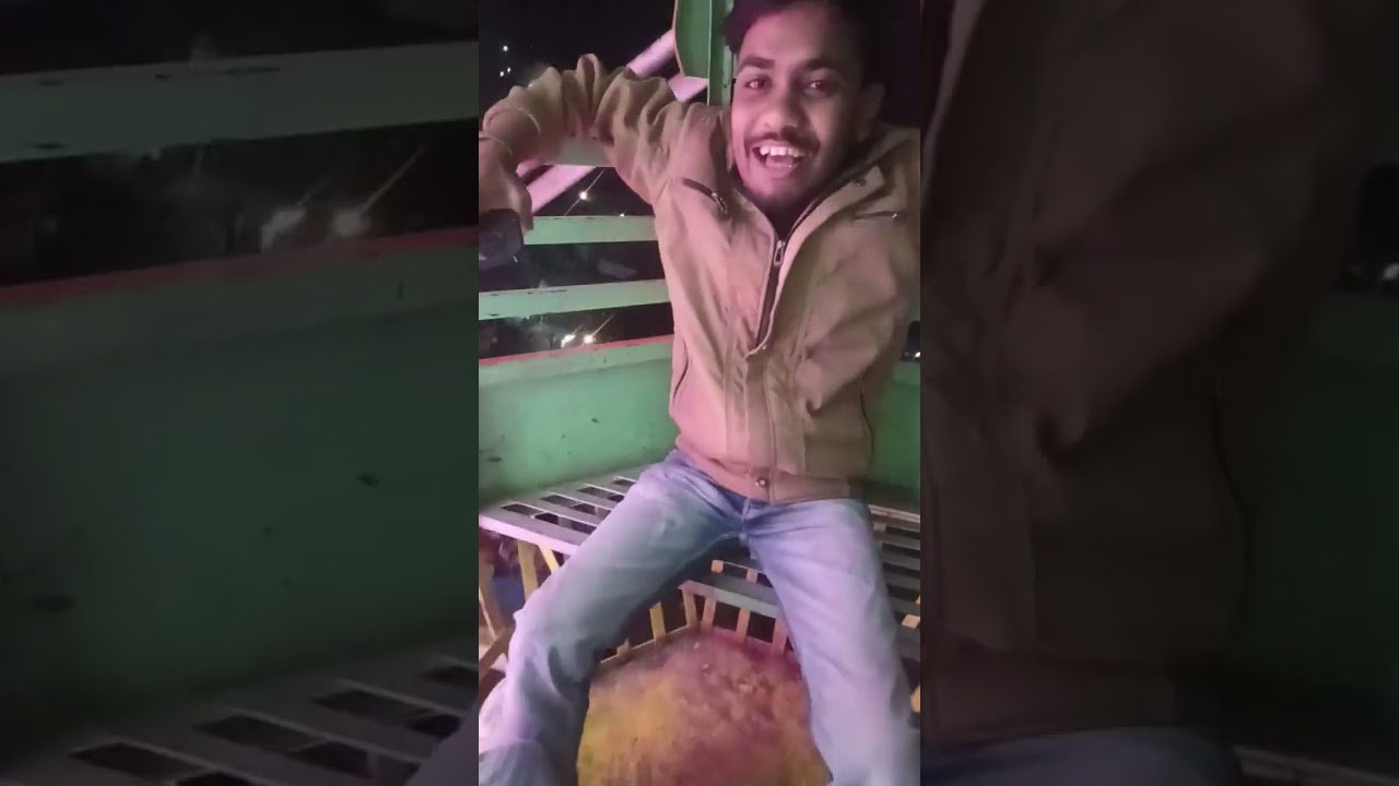 Akkalkuwa mele  me full injoy 😎😁