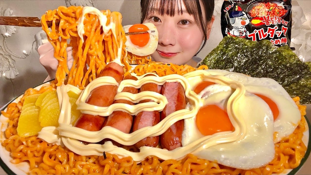 ASMR Острая лапша Бульдак с майонезом 【русские субтитры】【Mukbang/ Eating Sounds】