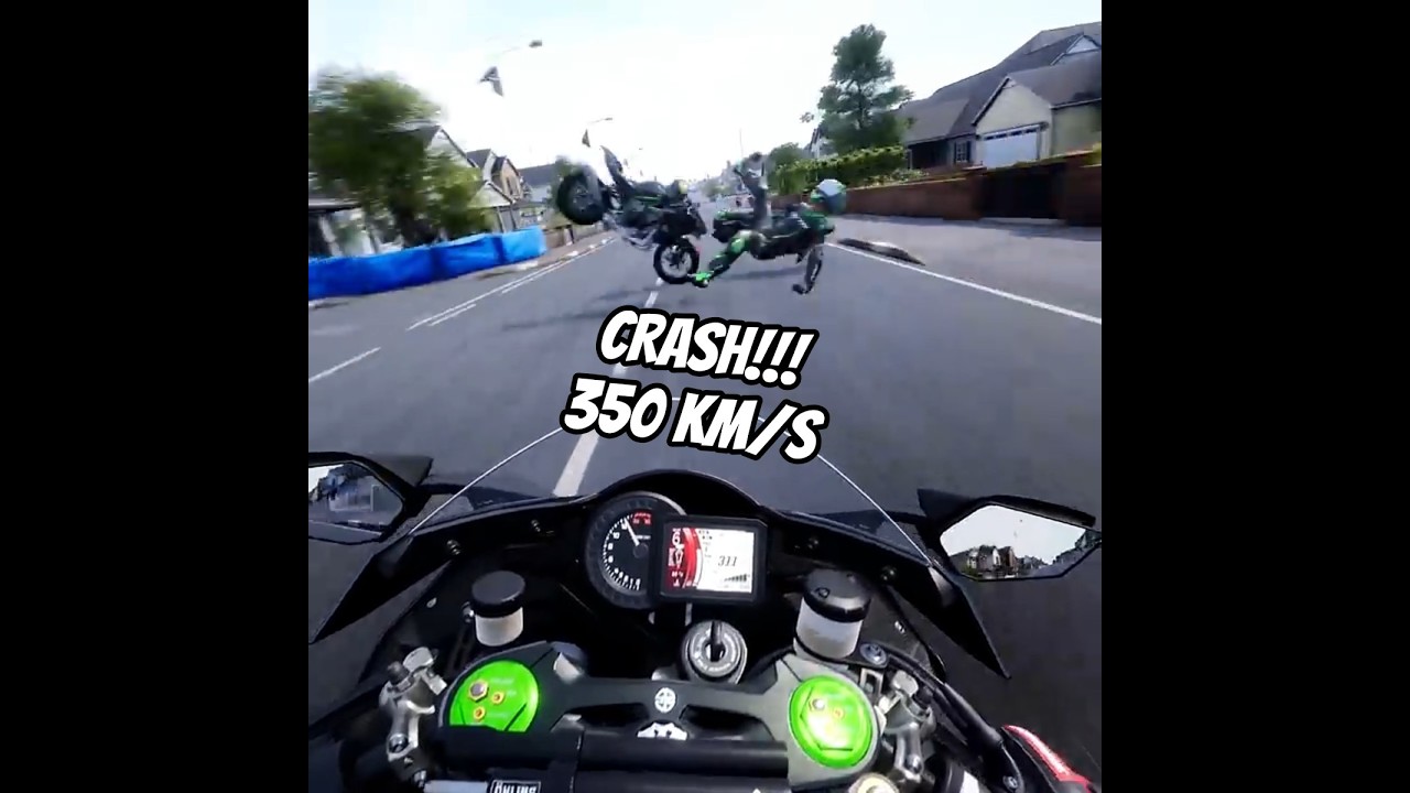 Crash Moment During Ninja H2 vs H2R Speed Duel at the End