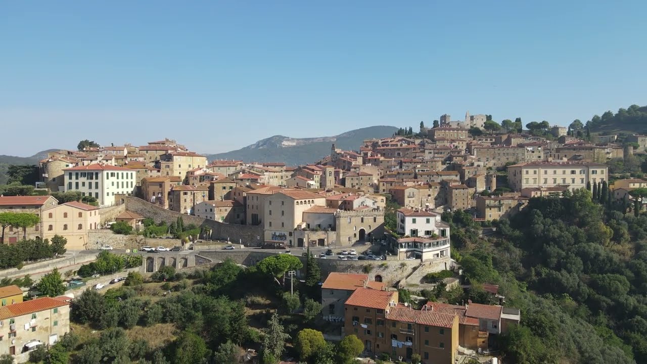 CAMPIGLIA MARITTIMA , I Borghi piu' Belli  d' ITALIA
