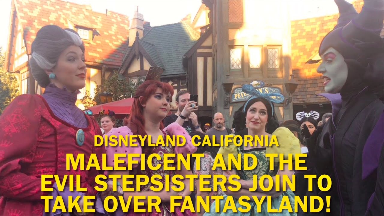 Maleficent, Lady Tremaine, and Evil Stepsisters Cause CHAOS in Fantasyland! Disneyland 2023 #disney