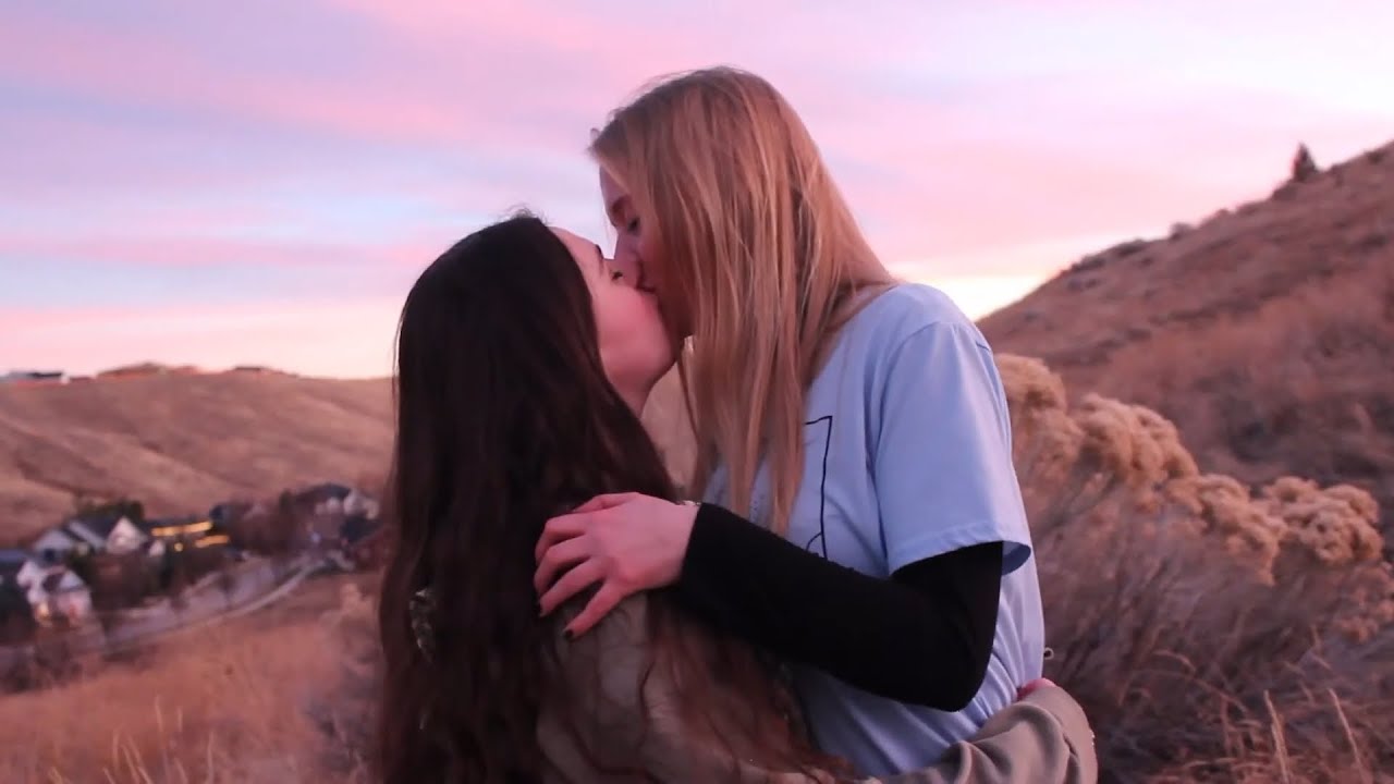 Love & Kisses 173 (Lesbian MV)