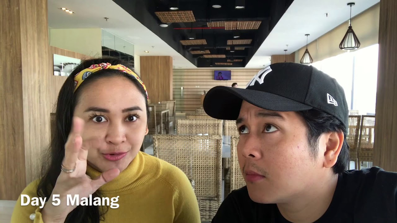 Road Trip Day 5 Malvino & Inne Azri Goes to Museum Angkut Batu Malang