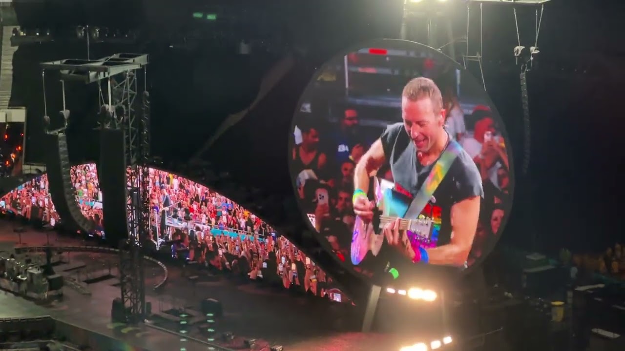 Coldplay si Babasha - Pai Naa Live - Arena Nationala