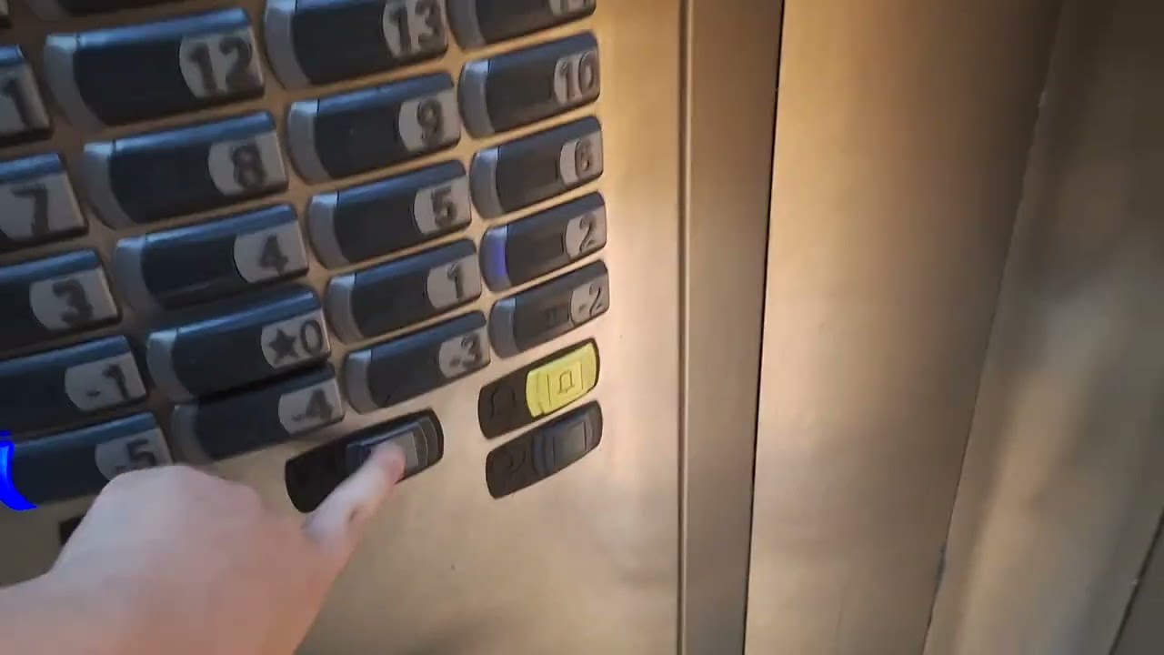 Atlas Schindler Neolift Elevator at Apartment Torre Bio São Paulo