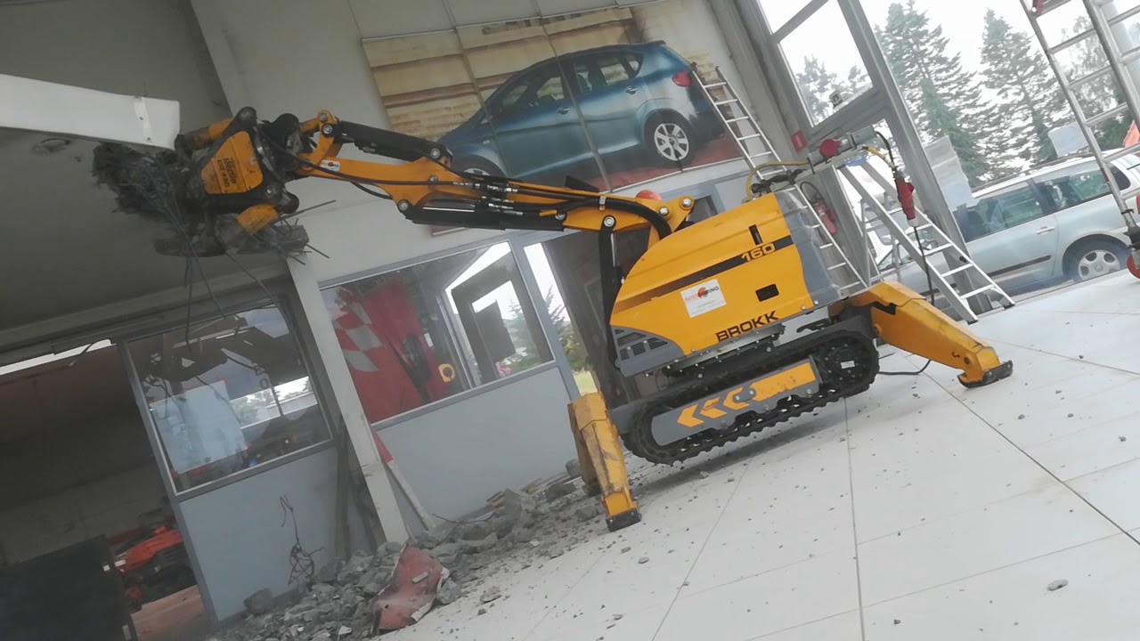 Brokk 160 - Concrete Crusher