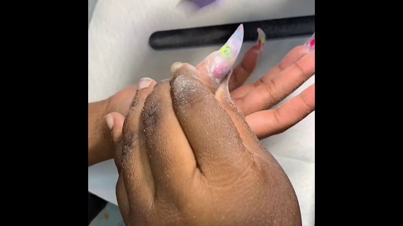FIRST OFFICIAL EDITED YOUTUBE VIDEO 😱🤩 . Encapsulated set inspired by Nails by Cookie 💅🏾