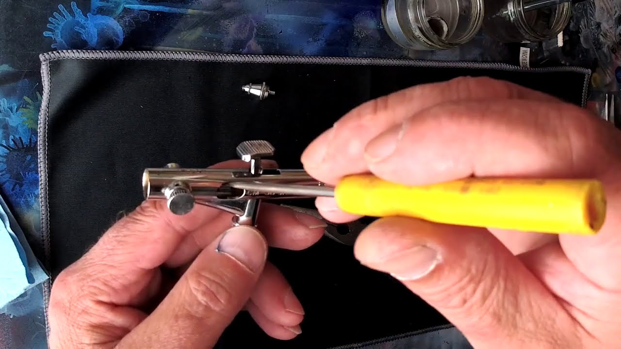 Iwata Micron and CM-SB airbrush tear down and cleaning