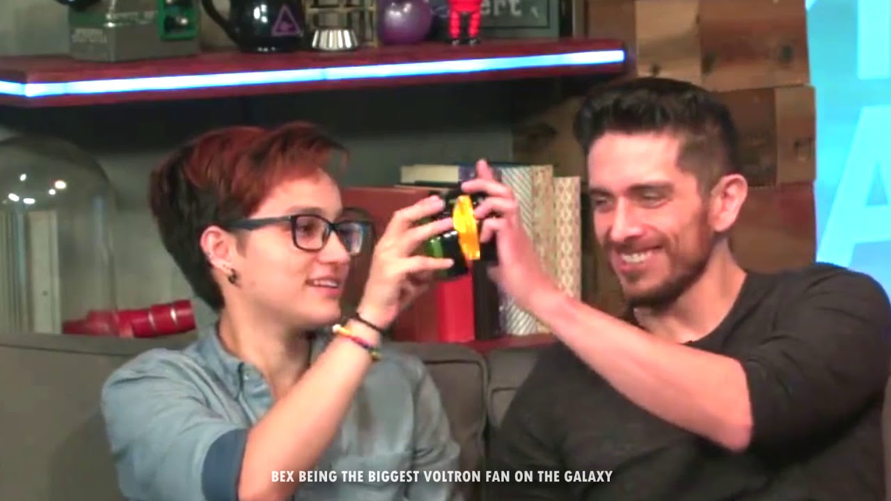Bex being the biggest Voltron fan of the galaxy for 7 minutes