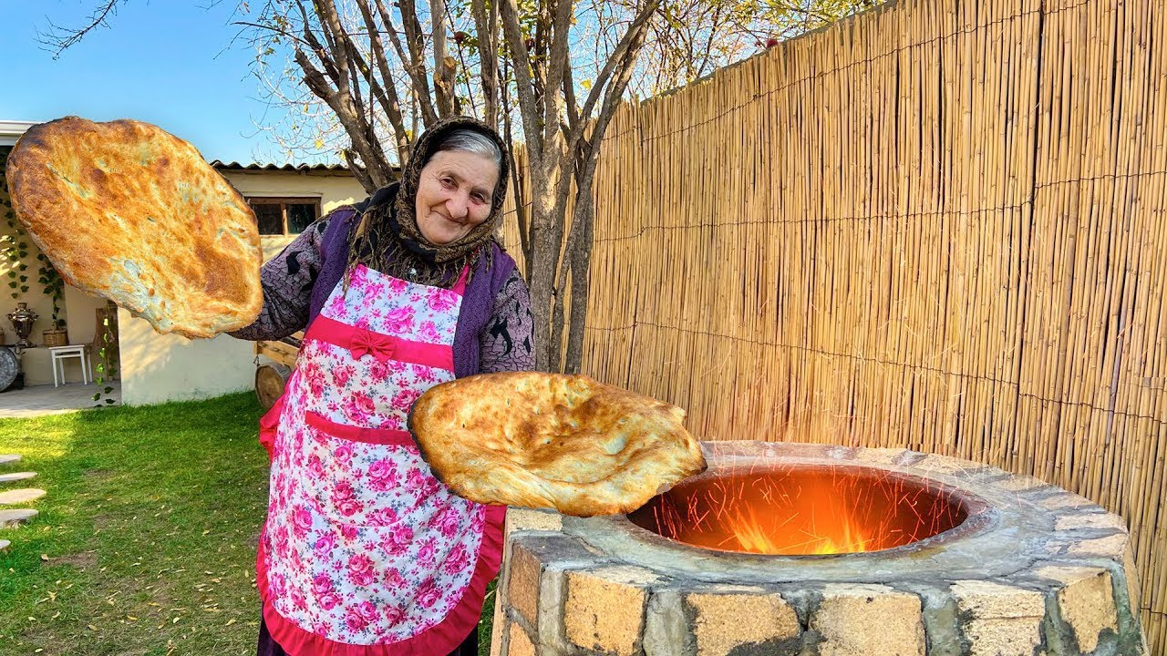 Выпечка Домашнего Хлеба в Тандыре и Сбор Урожая Фейхоа и Мандаринов в Деревне!