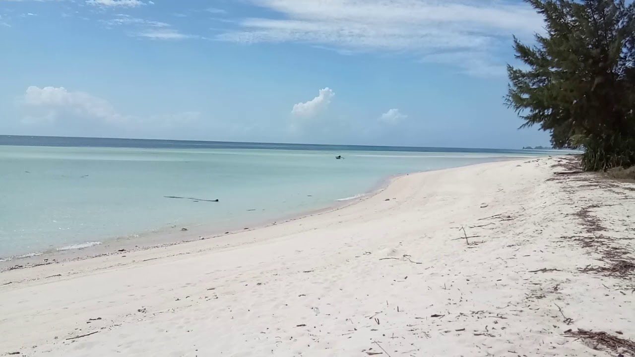 The Beauty Of Walakiri Beach