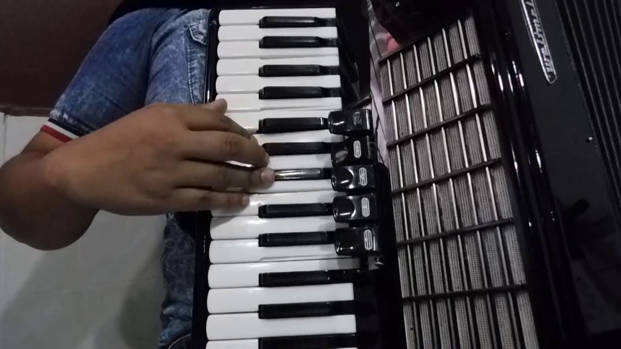 ACORDEON DE TECLAS PARA PRINCIPIANTE - ESCALAS - ESCALA DE SI BEMOL MAYOR!!!