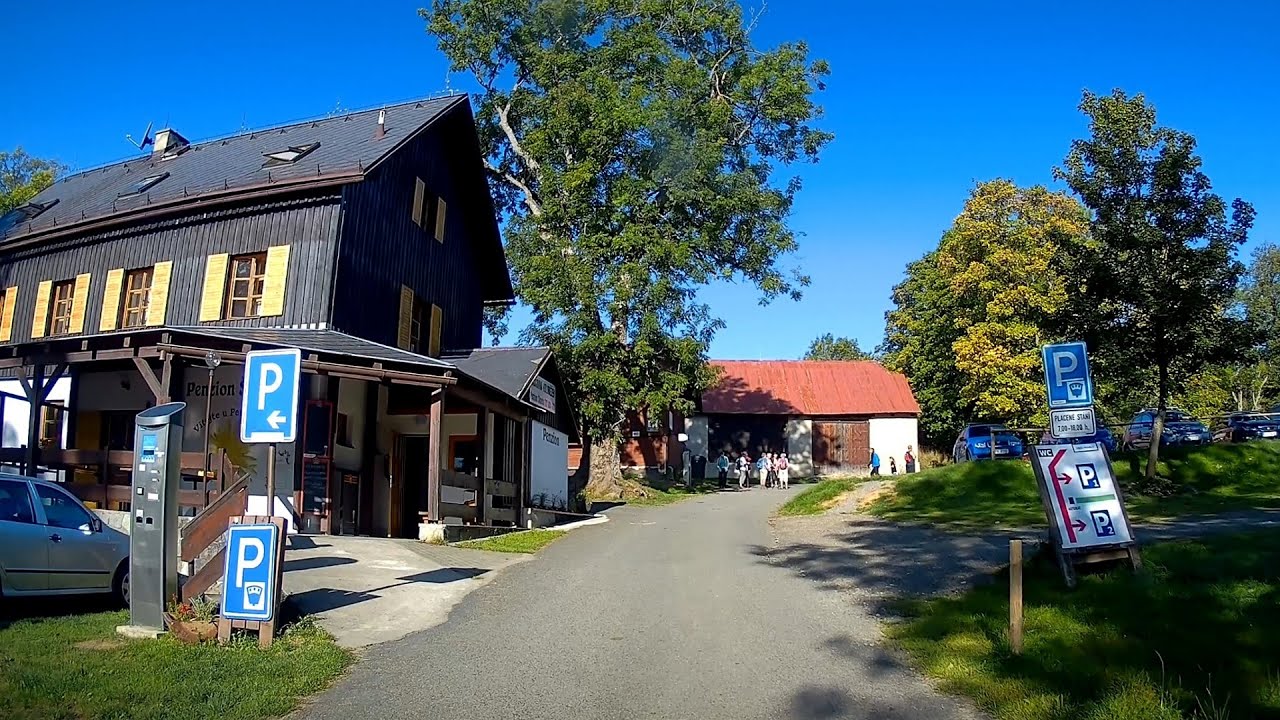 PRÁŠILY parkoviště 🅿️ Odkud vyrazit na POLEDNÍK a PRÁŠILSKÉ JEZERO