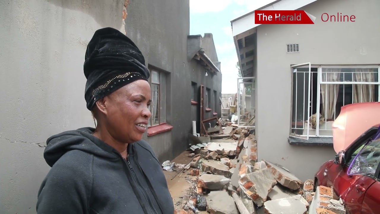 Floods hit Chitungwiza houses, destroying pre-cast walls and property
