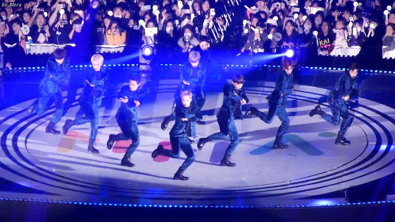 161119 엑소 (EXO) - Monster (몬스터) 함성소리대박ㄷㄷ [전체] 직캠 Fancam (2016 멜론 뮤직 어워드) by Mera