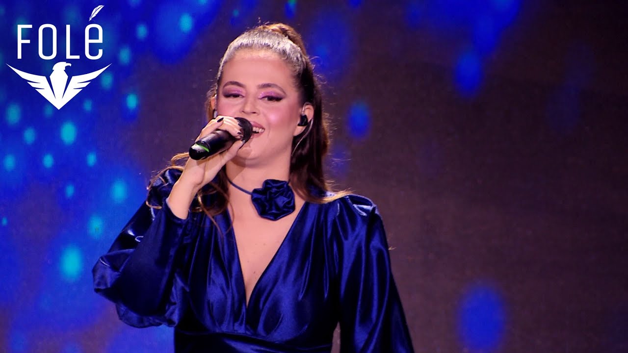 Elisa Struga - Kolazh *Nana ime, E para eshte nona, N'penxhere m'ke dal*