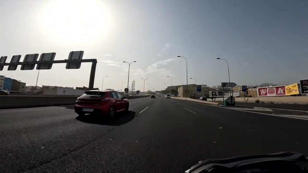 Paseo autopista TF5. Tenerife en Suzuki SV650