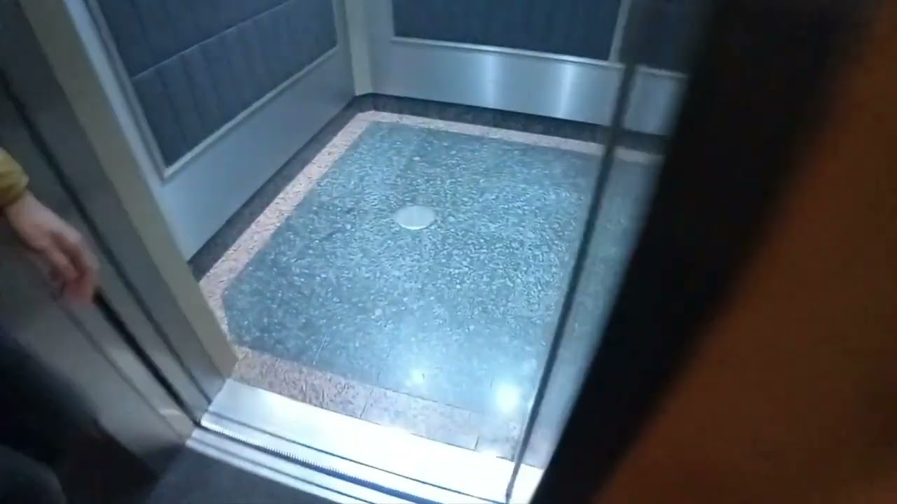 4× Unknown elevators @Bíla Labuť, Prague, Czechia