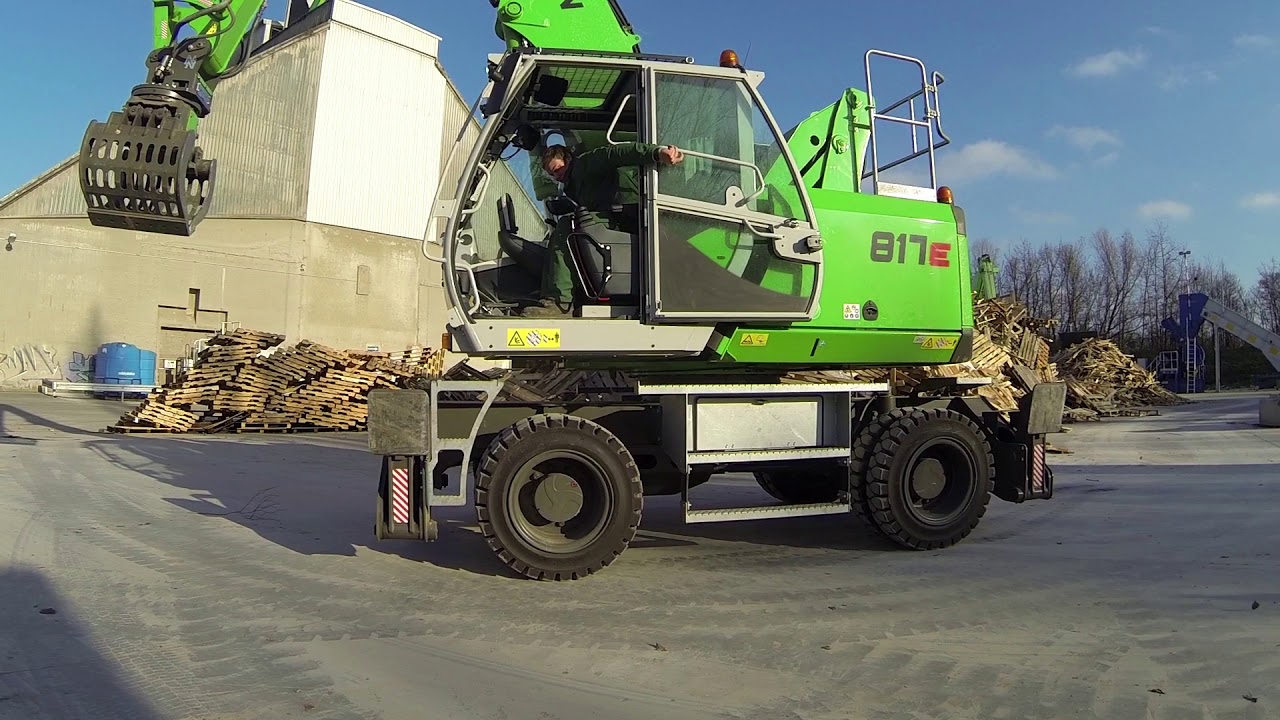 SENNEBOGEN 817 E product video - the material handler for waste management