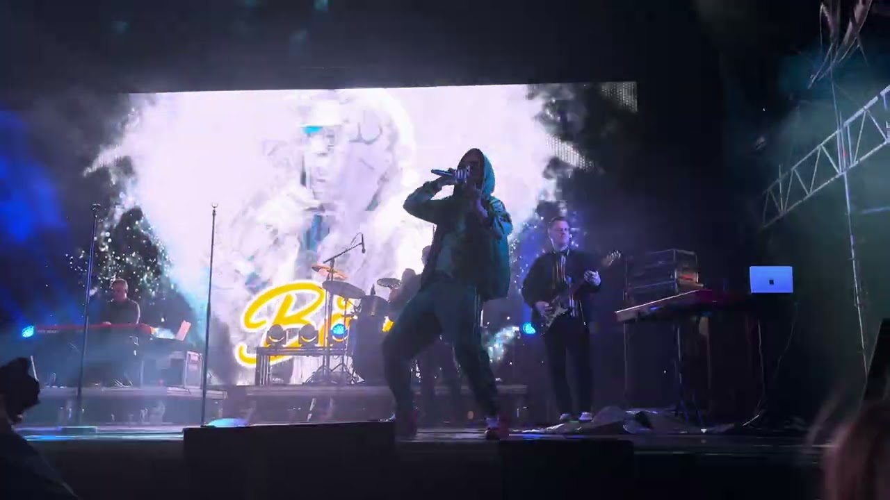 Intro | Ylvis at Festidalen - 28-06-2025