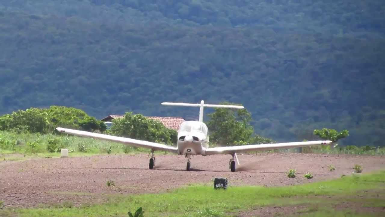 Decolagem, Passagens Baixas e Pouso Corisco Turbo
