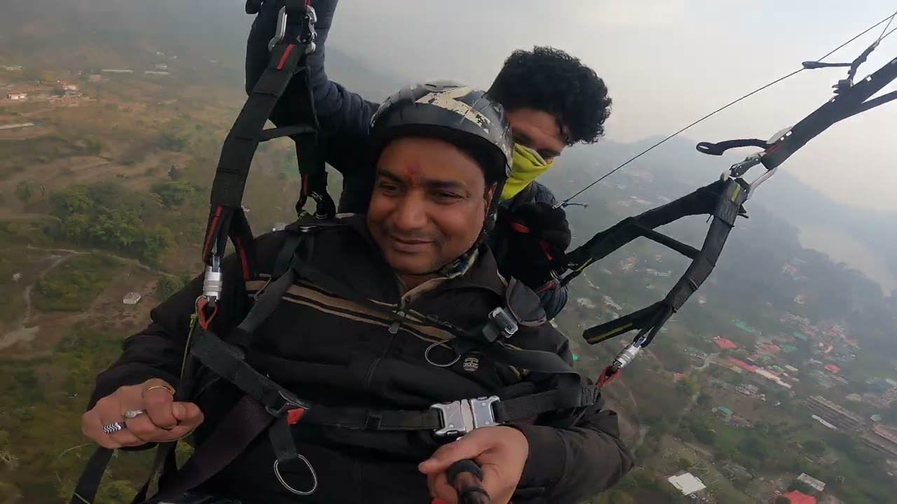 My first experience with Paragliding in Naukuchiatal⛰️...I Fell in love after fearing it first🪂