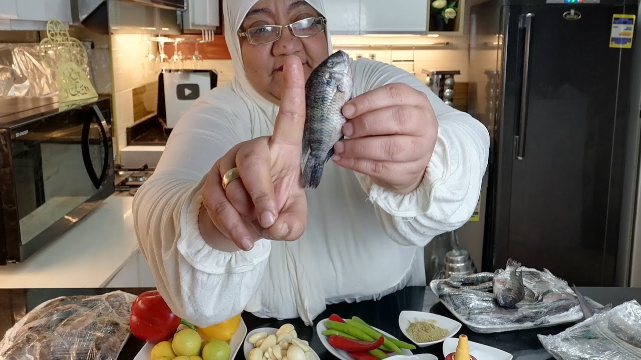 أكلة سمك مبطرخ وطاجن كابوريا اقسم بالله باسوا راسى من جمالها