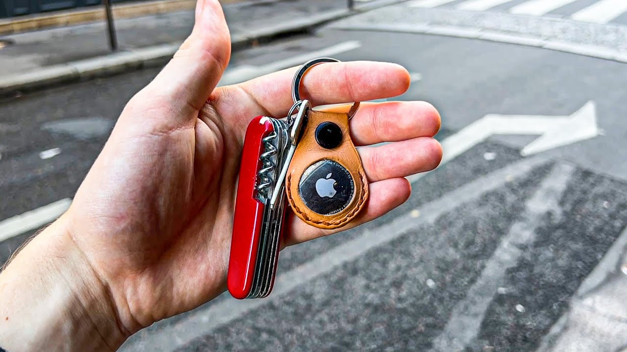 DIY Leather AirTag Keychain - With PDF Template