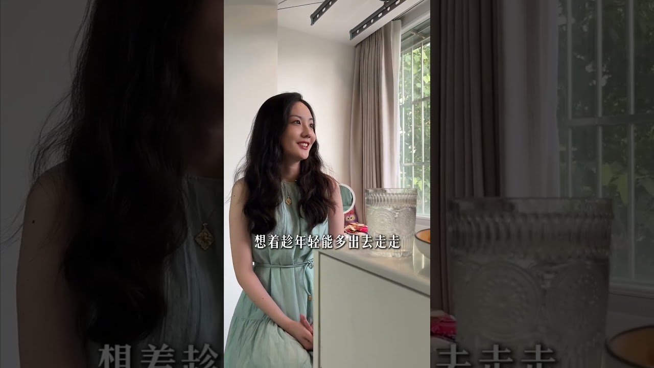 头一次跟这么漂亮的小姐姐拍视频，弄得我都有点不太好意思了