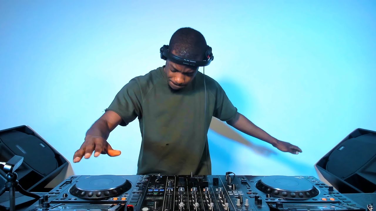 Storyteller Vol.1 | Zakente | Afro House Live Mix (2021)