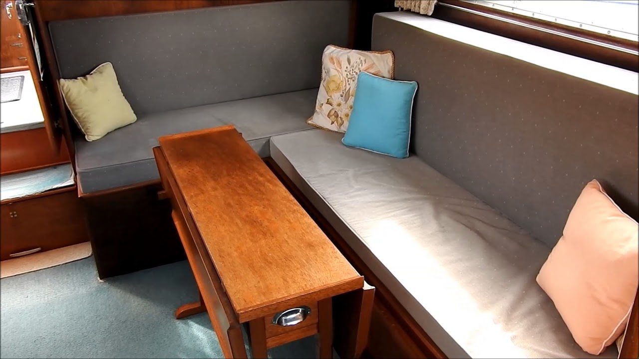1969 Broom 30 Skipper