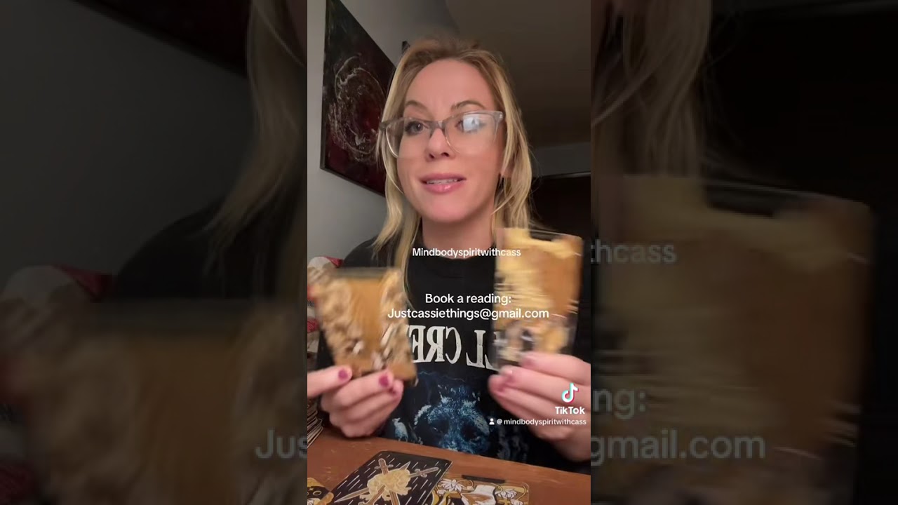 Love reading alert #twinflame #twinflamejourney #tarot #tarotreading #love 