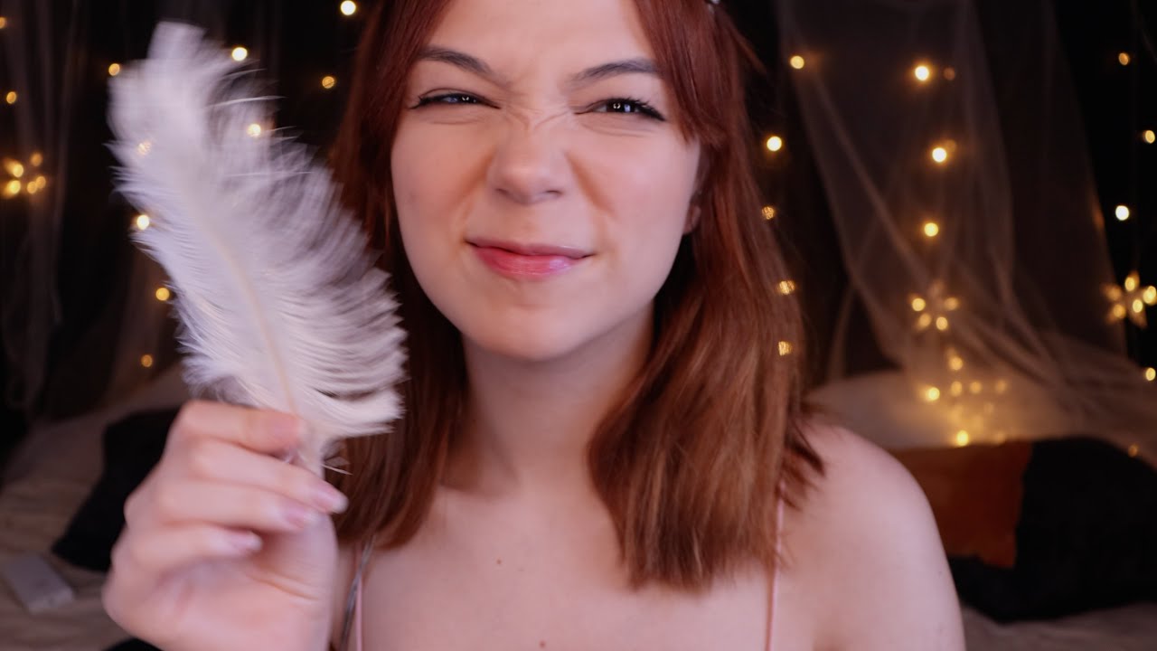 ASMR Ears Tickling 😵