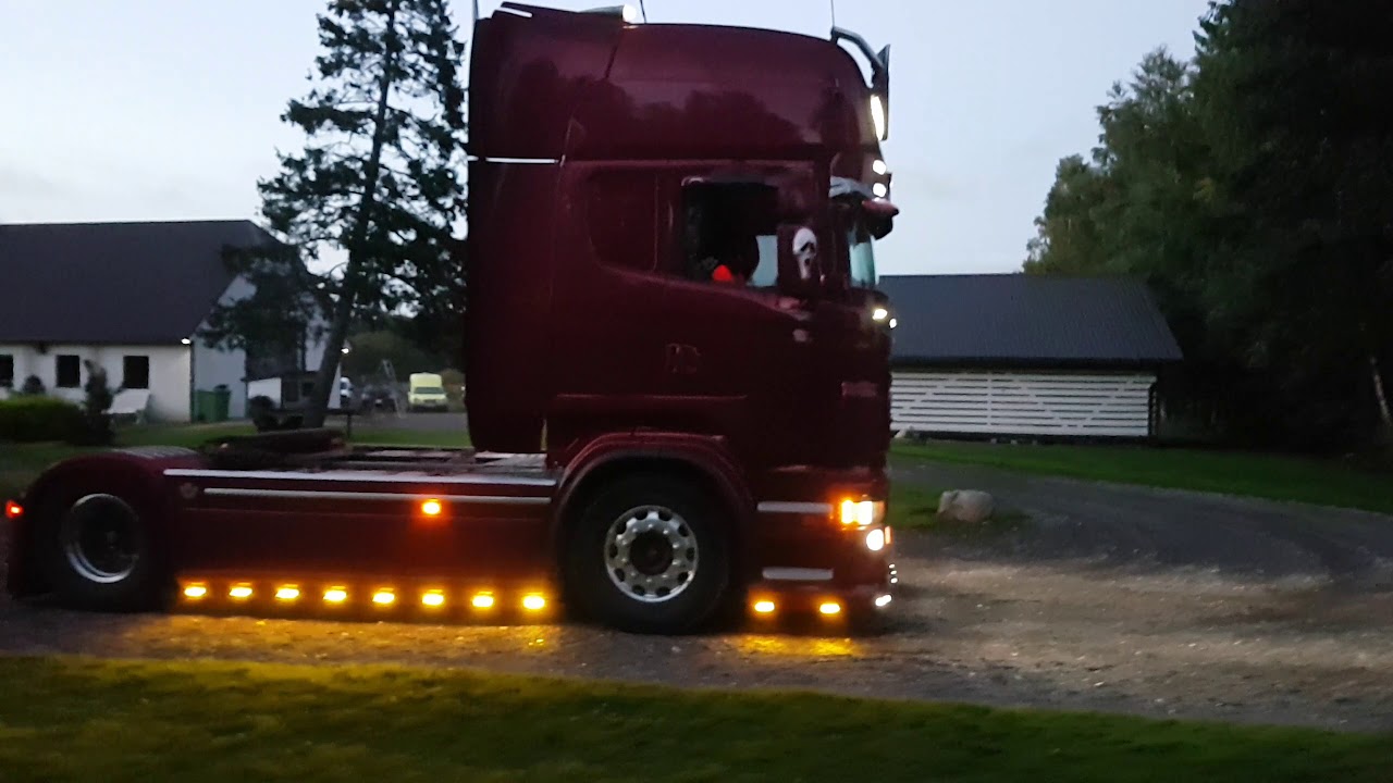 Scania V8 sound